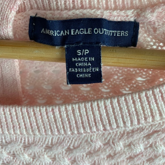 American Eagle Pink Waffle Knit Sweater Small - Picture 4 of 7